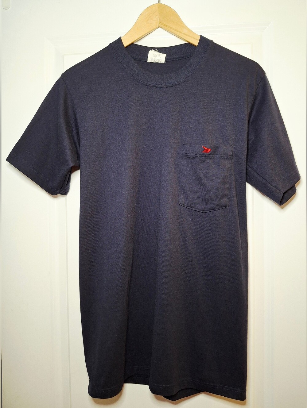 🇨🇦 Vintage 90s Canada Post Short Sleeve Work Tee Made in Canada (XS)